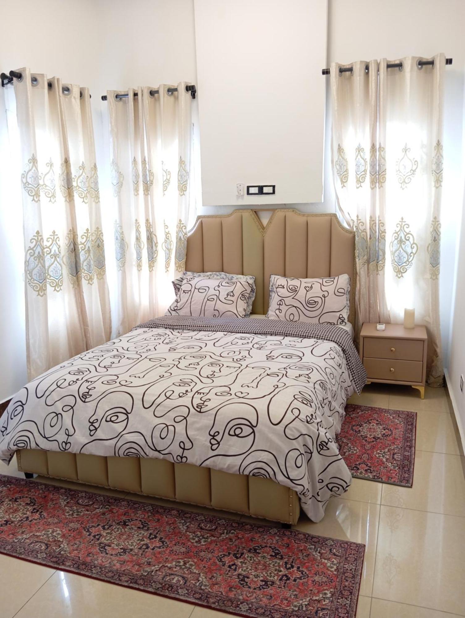Mon Nid D'or Ci Apartment *
